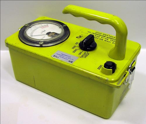 CDV-715 Retro Digial Geiger Counter